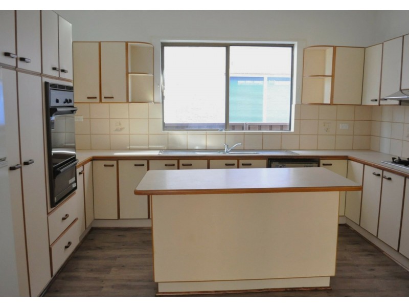 10 Milton St, Burwood NSW 2134