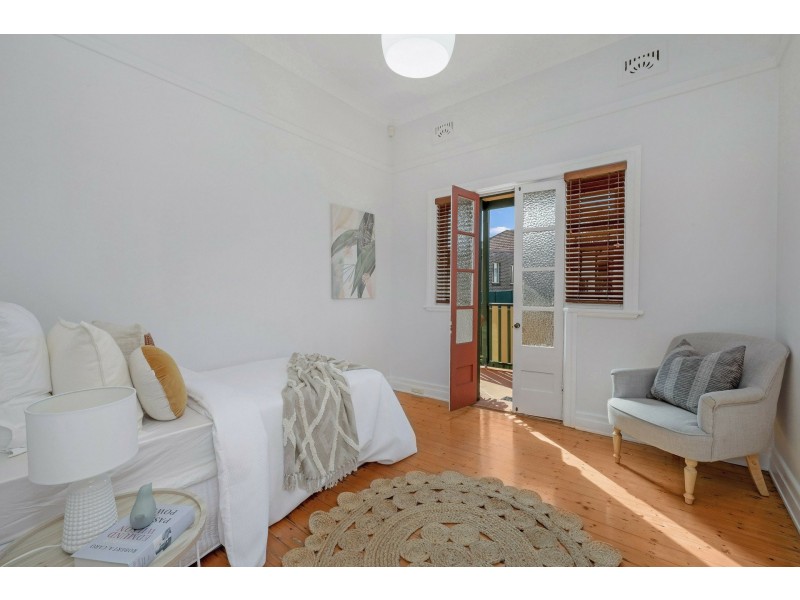 124 Lucas Road, Burwood NSW 2134