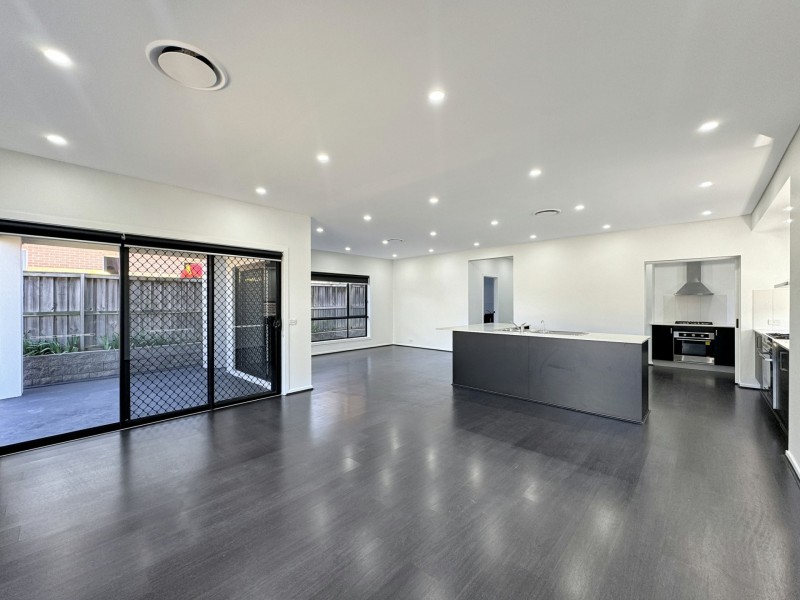 19 Biddle Street, Moorebank NSW 2170