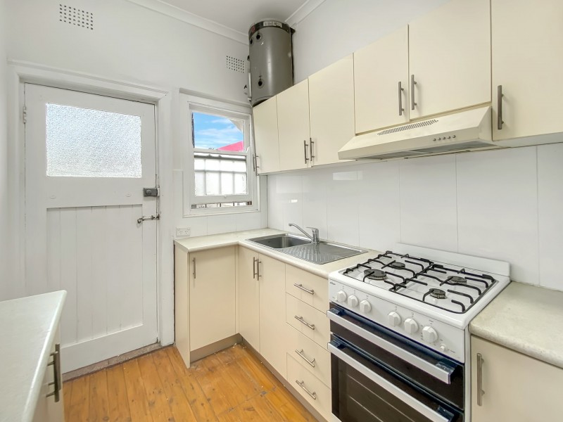 2/1 Park Road, Burwood NSW 2134