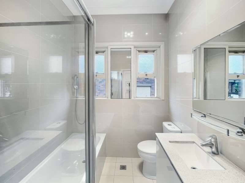 6 Ilfracombe Avenue, Burwood NSW 2134