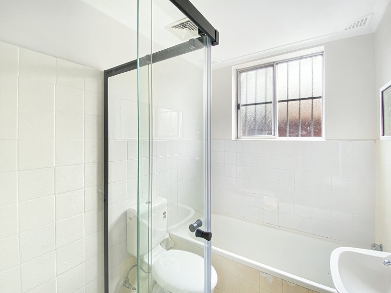 3/28 Flora Street, Roselands NSW 2196