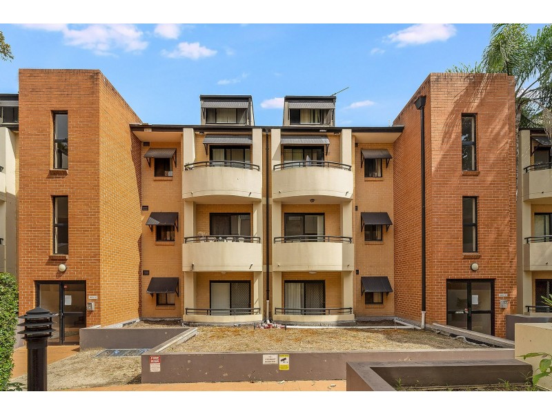 30/19-27 Eastbourne Road, Homebush West NSW 2140