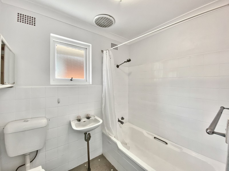 8/85-87 Newington Road, Marrickville NSW 2204