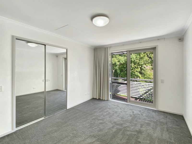 6 Correys  Square, Cabarita NSW 2137