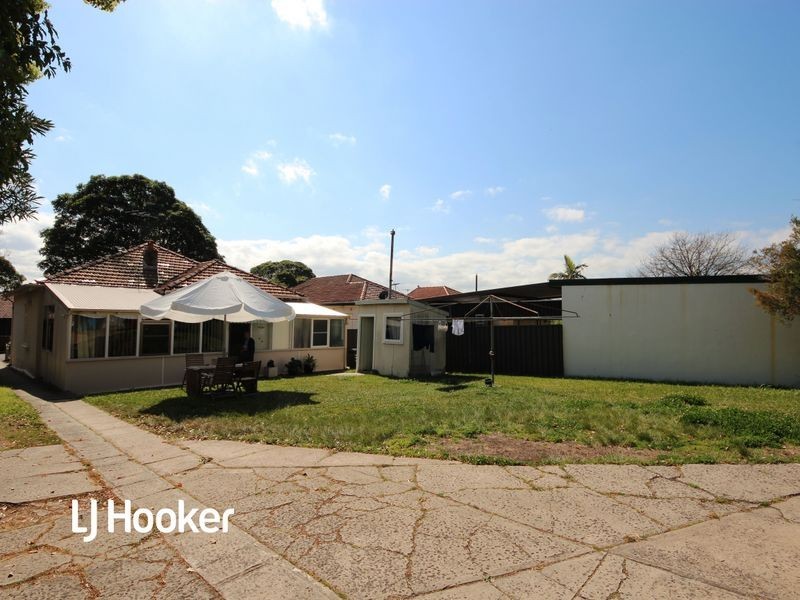 31 Luke Avenue, Burwood NSW 2134