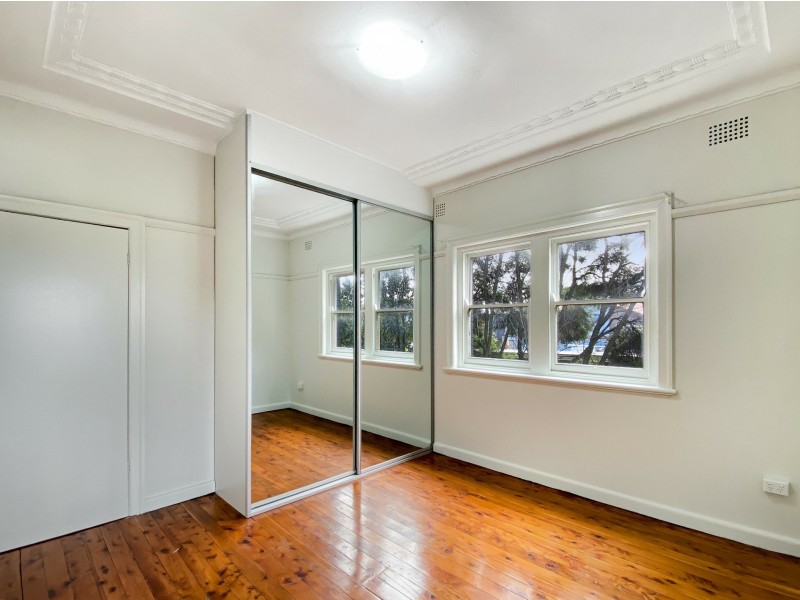 4/1 Park Road, Burwood NSW 2134