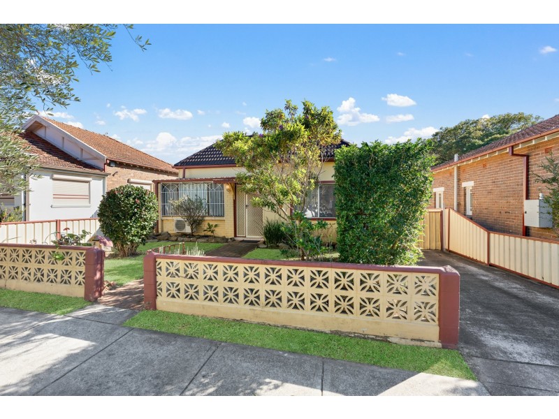 5 Ivy Street, Canterbury NSW 2193