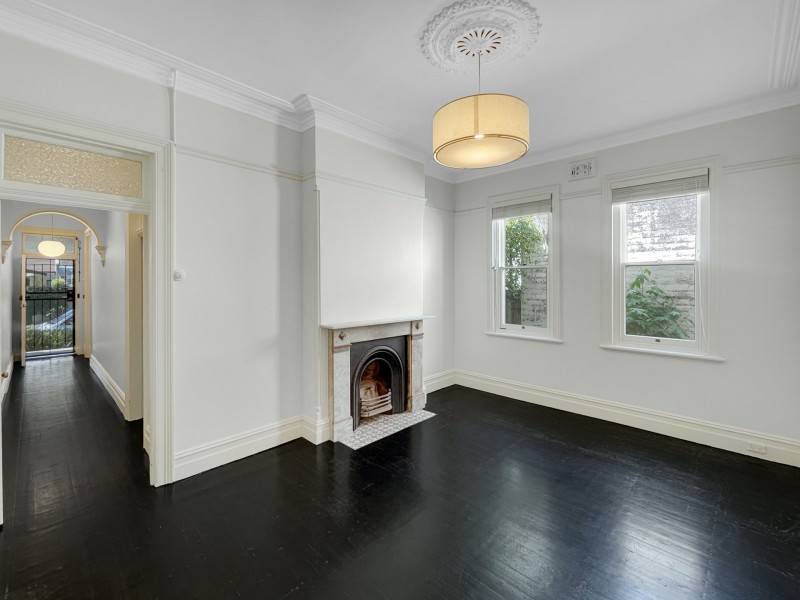 156 Fletcher St, Woollahra NSW 2025