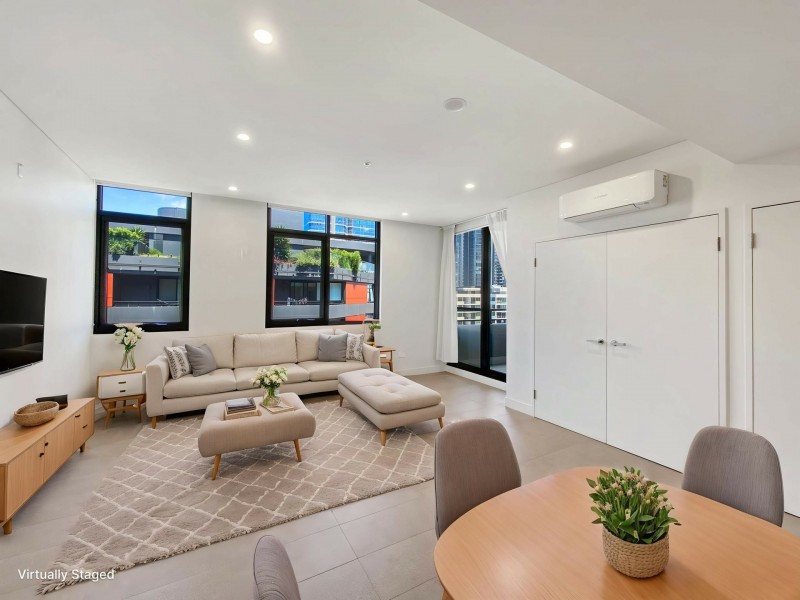 823/6 Lapwing Street, Wentworth Point NSW 2127