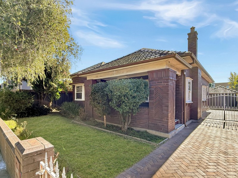 11 Ilfracombe Avenue, Burwood NSW 2134