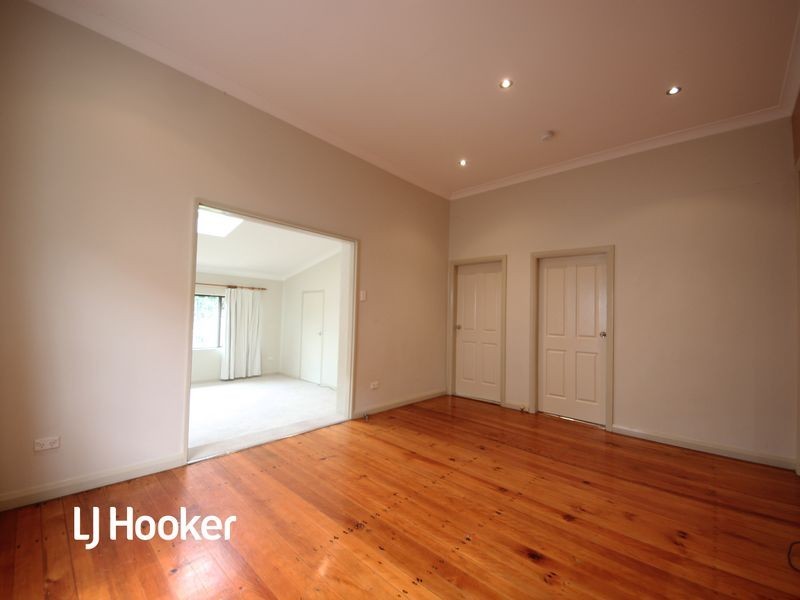 8 Lindsay Street, Burwood NSW 2134