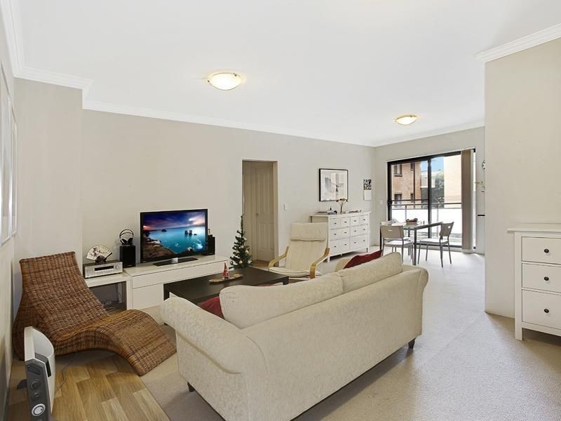 8/19 George Street, Burwood NSW 2134