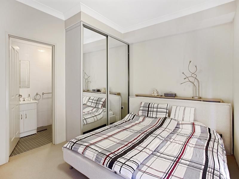 8/19 George Street, Burwood NSW 2134