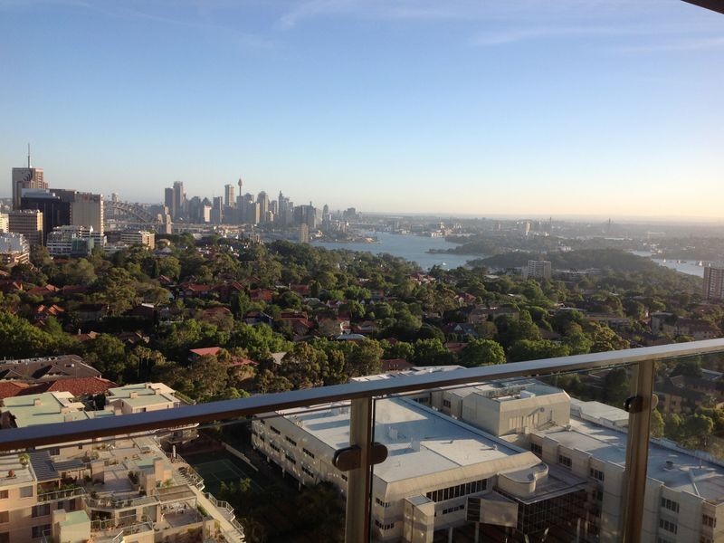 1605/200-220 Pacific Highway, Crows Nest NSW 2065
