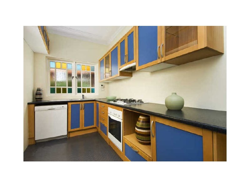 2a Ivanhoe Road, Croydon NSW 2132