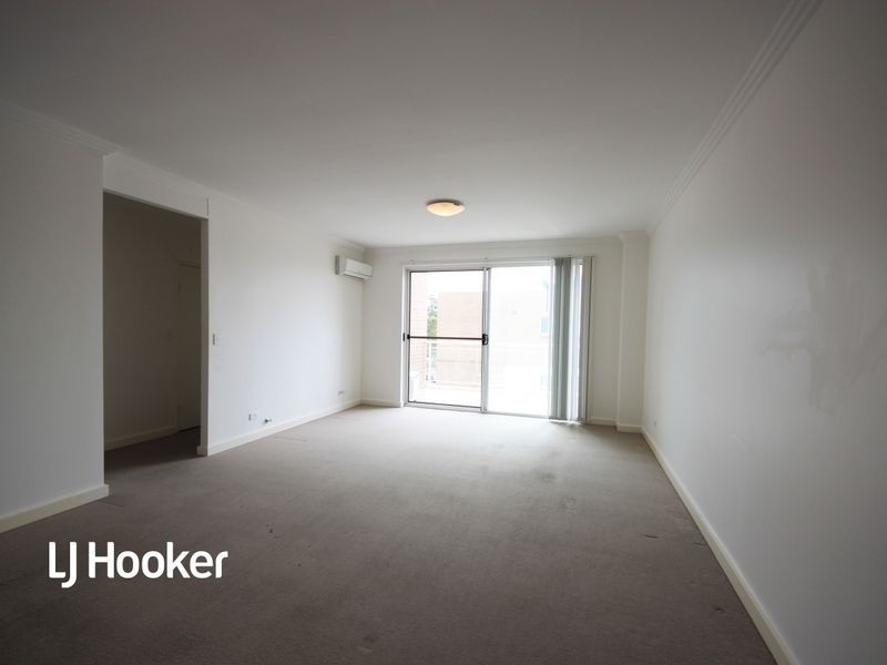 25/2-12 Civic Avenue, Pendle Hill NSW 2145