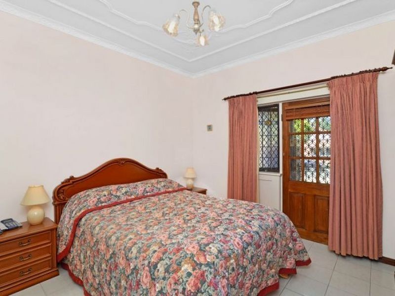 18a Melbourne Street, Concord NSW 2137