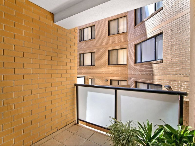 20/35 Belmore Street, Burwood NSW 2134