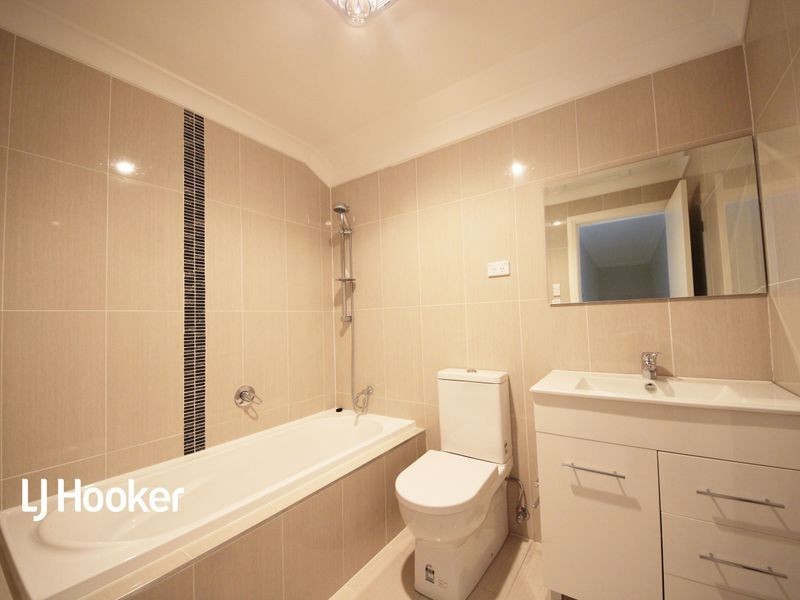 5/136 Burwood Road, Croydon Park NSW 2133