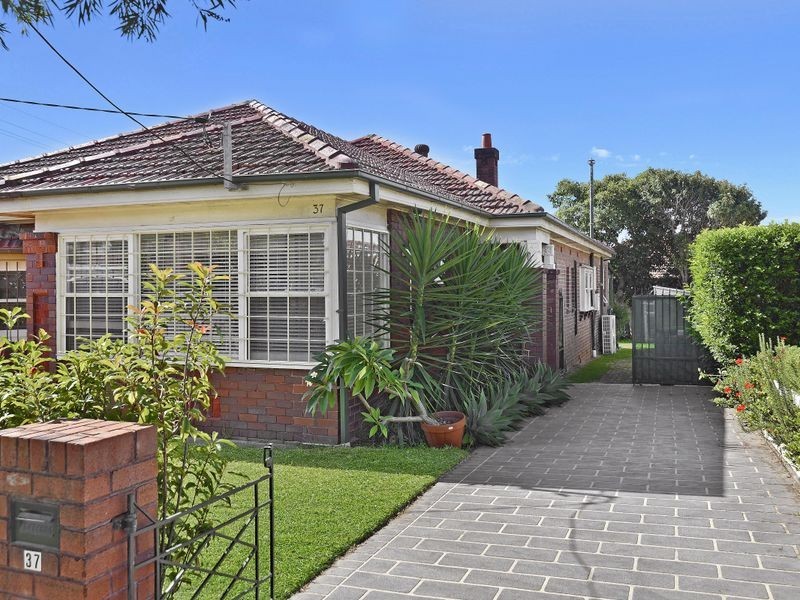37 Kenilworth Street, Croydon NSW 2132