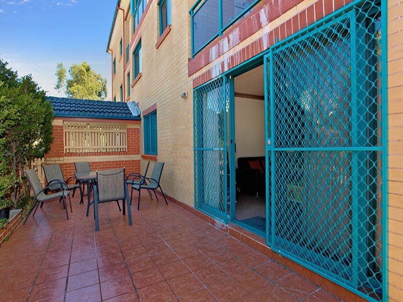 4/15-17 Carilla Street, Burwood NSW 2134