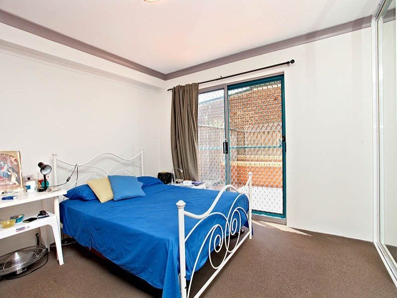 4/15-17 Carilla Street, Burwood NSW 2134