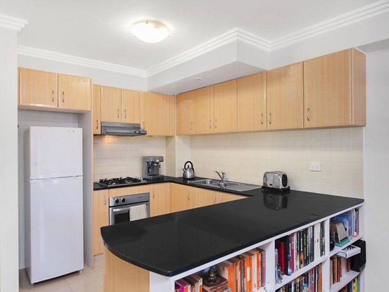 4/14a Orpington Street, Ashfield NSW 2131