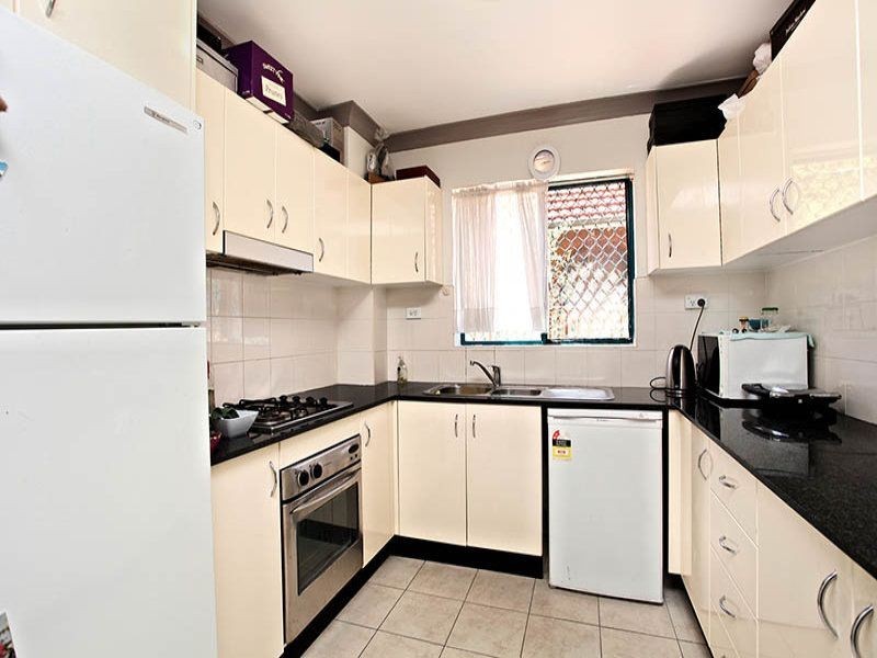 4/15-17 Carilla Street, Burwood NSW 2134