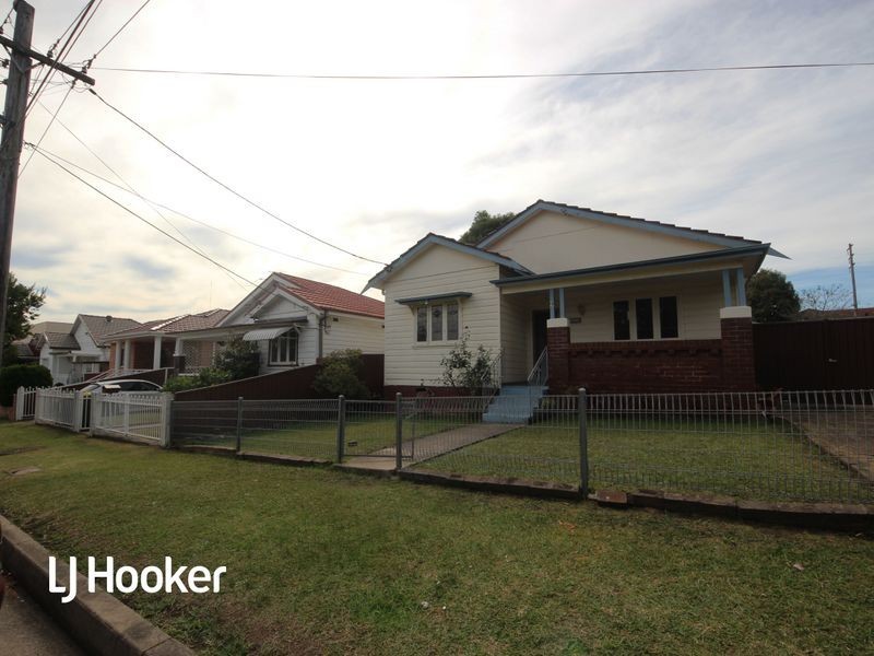 9 Vivienne Avenue, Lakemba NSW 2195