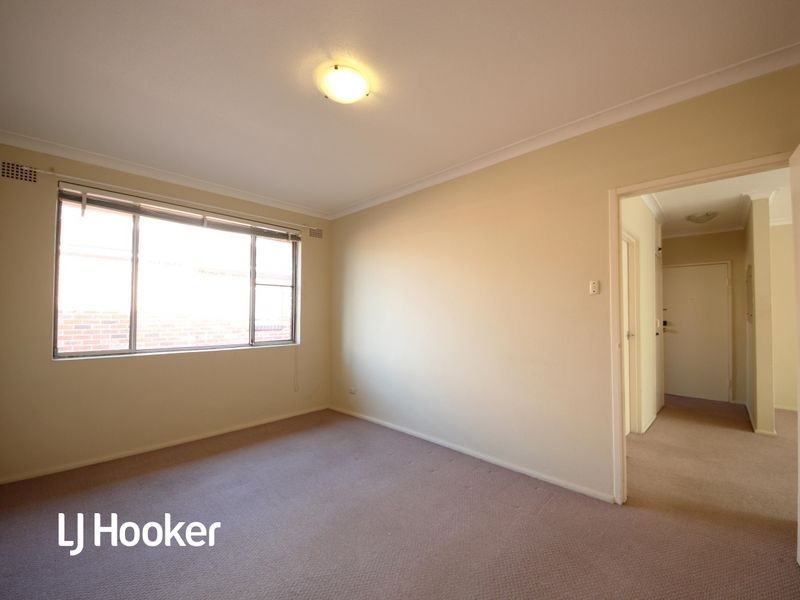 3/21 Ridgewell Street, Roselands NSW 2196