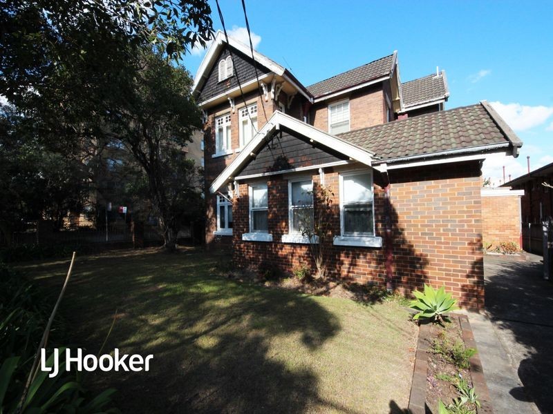 2/4 Everton Road, Strathfield NSW 2135