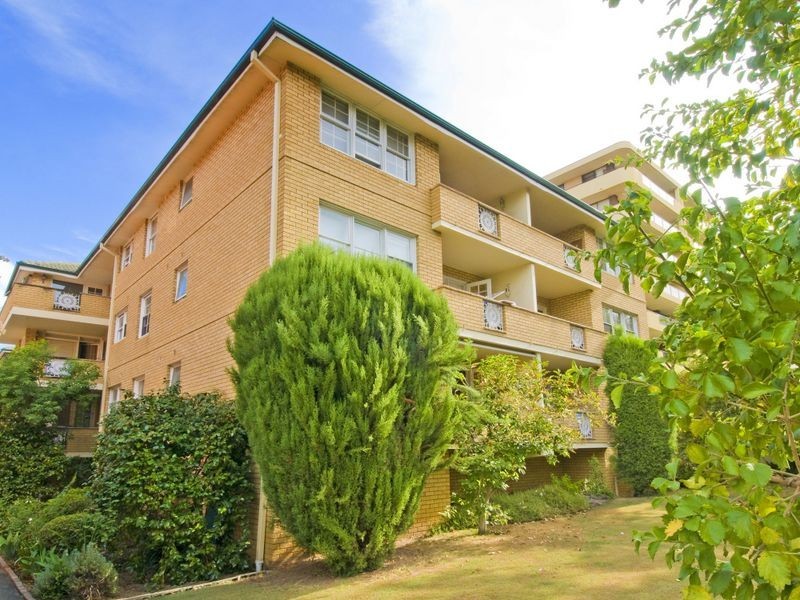 1/22-24 Park Avenue, Burwood NSW 2134