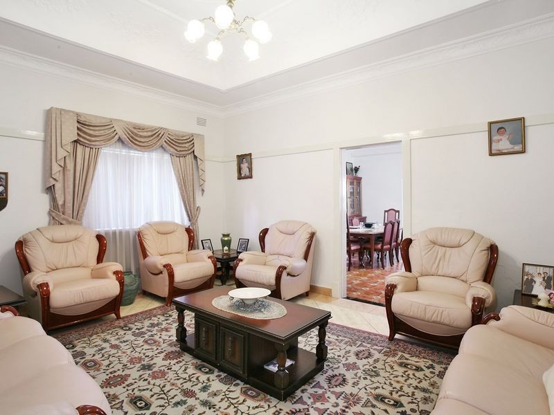 118 Burwood Road, Croydon Park NSW 2133