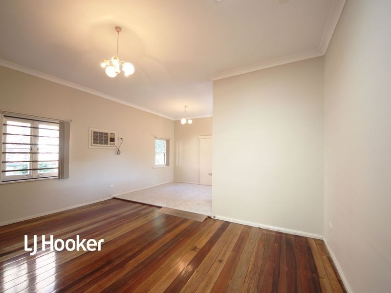 17 Shaftestbury Road, Burwood NSW 2134