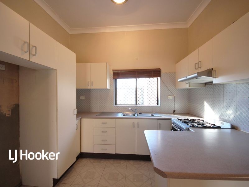 17 Shaftestbury Road, Burwood NSW 2134