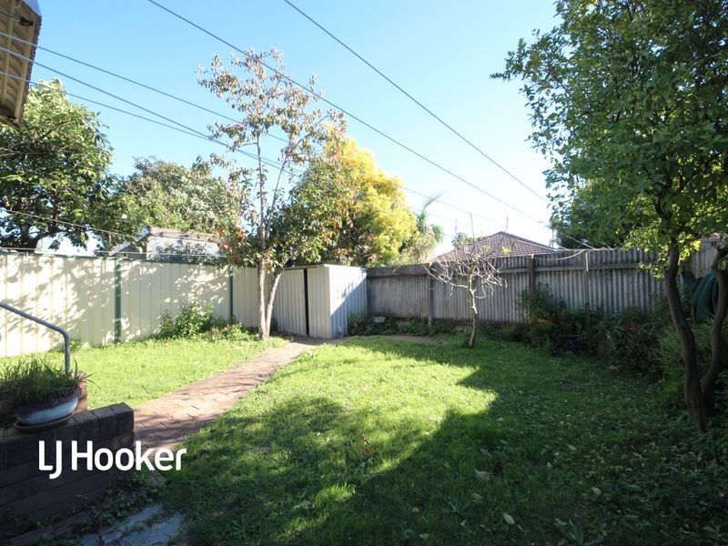 17 Shaftestbury Road, Burwood NSW 2134