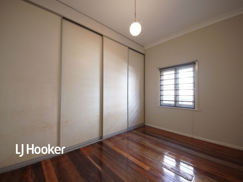 17 Shaftestbury Road, Burwood NSW 2134