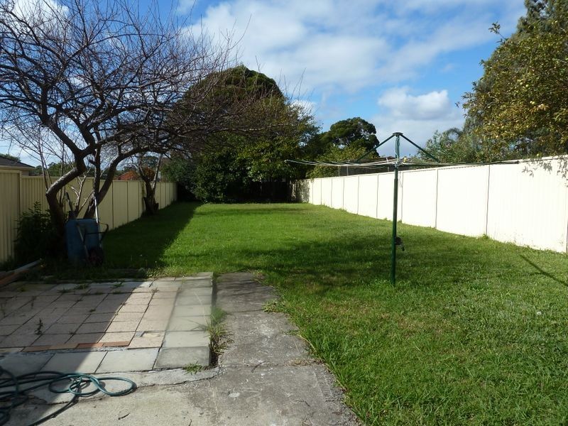 42 Robinson Street, Wiley Park NSW 2195