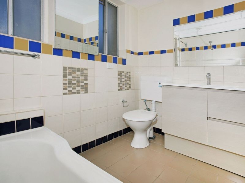 13/10-12 Park Avenue, Burwood NSW 2134