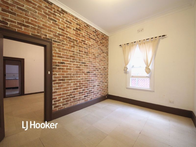 2/17 Victoria Street, Burwood NSW 2134