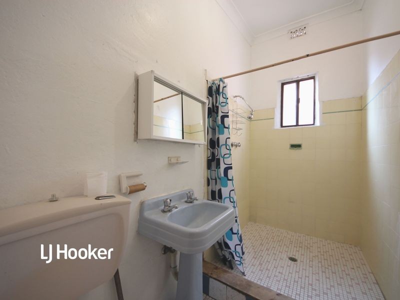 2/17 Victoria Street, Burwood NSW 2134