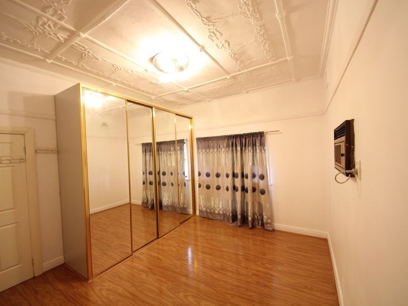 35 Woodside Ave, Burwood NSW 2134