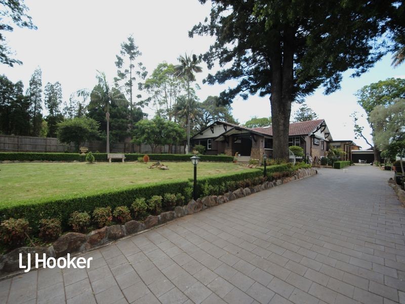 6 Woodside Avenue, Burwood NSW 2134