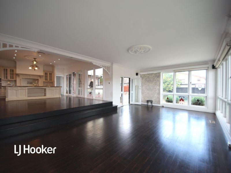 6 Woodside Avenue, Burwood NSW 2134