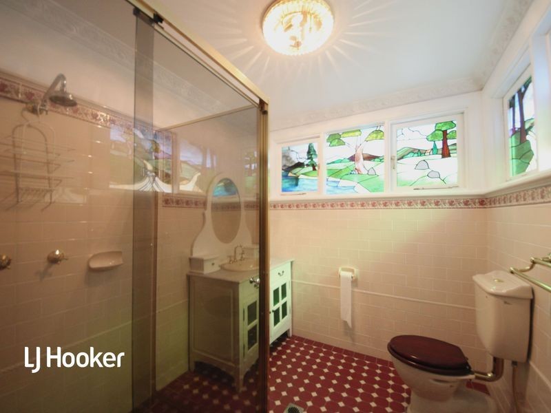 6 Woodside Avenue, Burwood NSW 2134