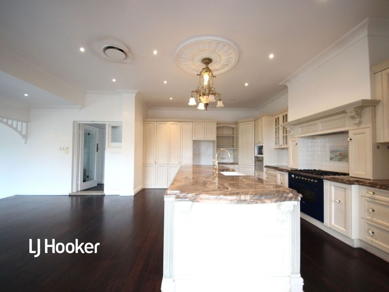 6 Woodside Avenue, Burwood NSW 2134