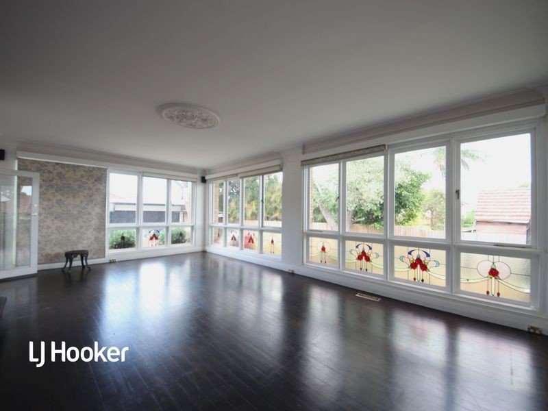 6 Woodside Avenue, Burwood NSW 2134