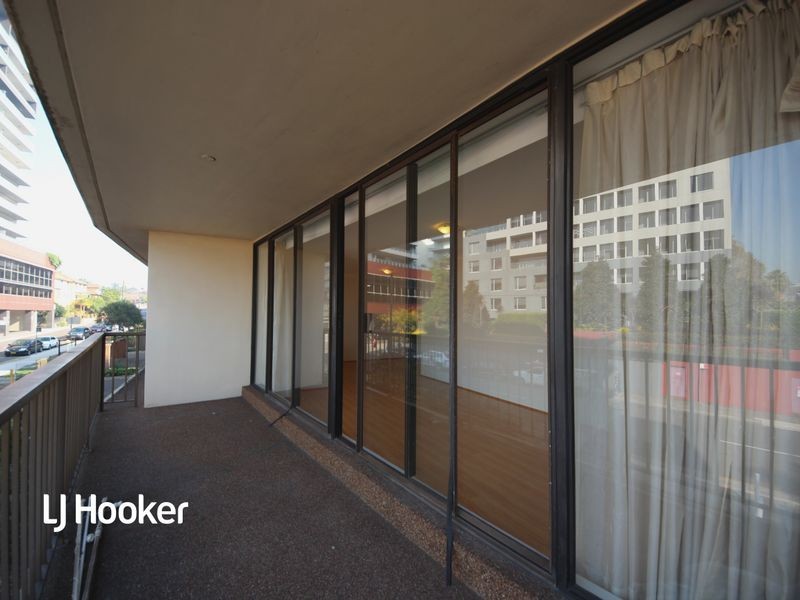 13/2-8 Park Avenue, Burwood NSW 2134