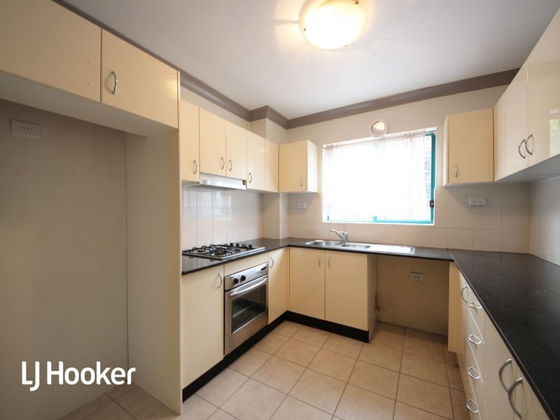 4/15-17 Carilla Street, Burwood NSW 2134